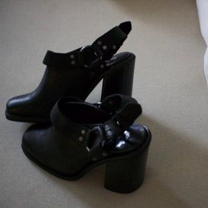 Harnessed Slingback Heel